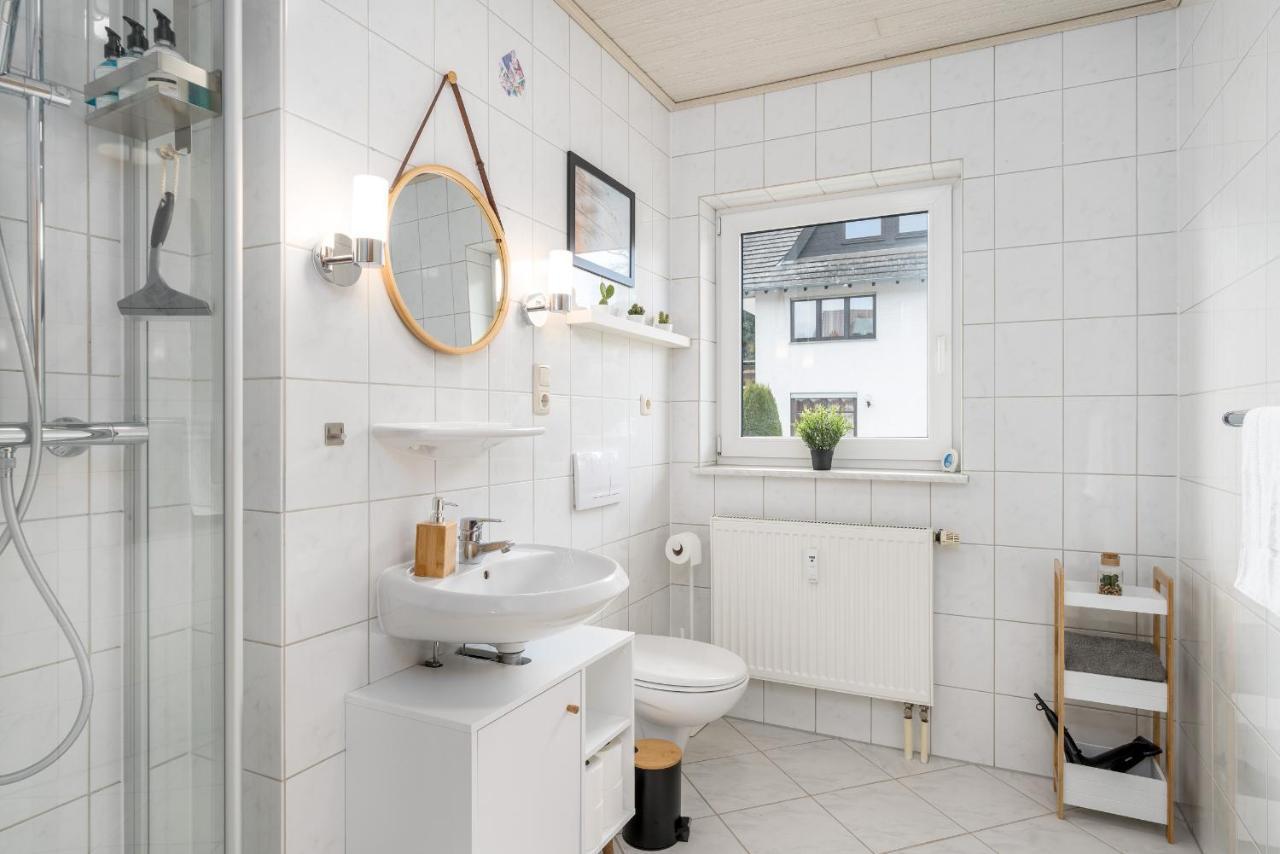 Harmony: Edersee Apartment - Sperrmauer - Lounge Zewnętrze zdjęcie